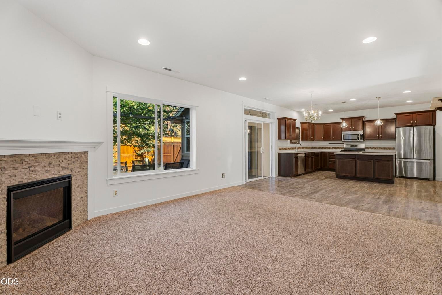 Photo of 2534 NE Cretia Court 15 of 56