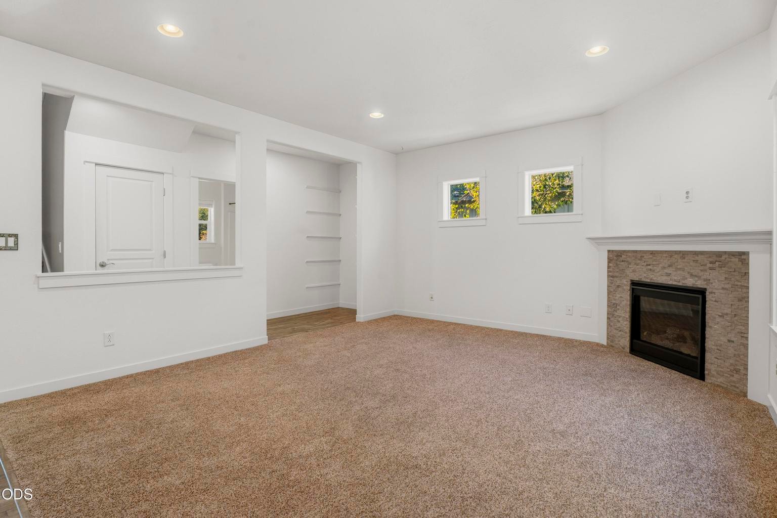Photo of 2534 NE Cretia Court 14 of 56