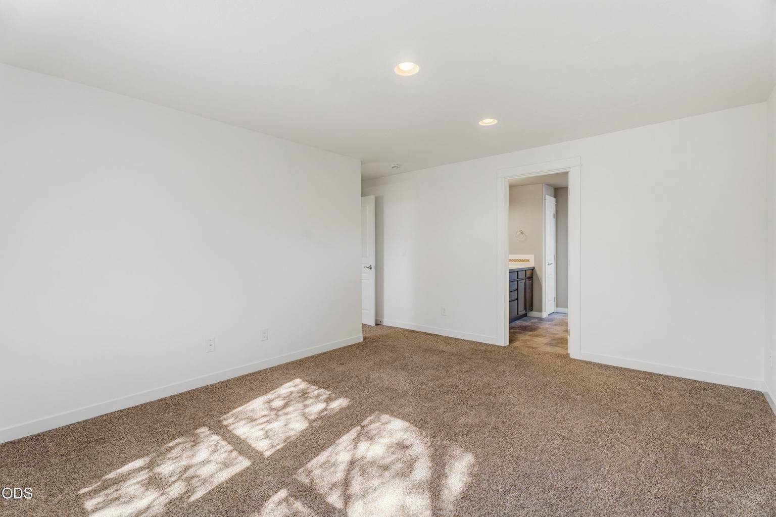 Photo of 2534 NE Cretia Court 33 of 56