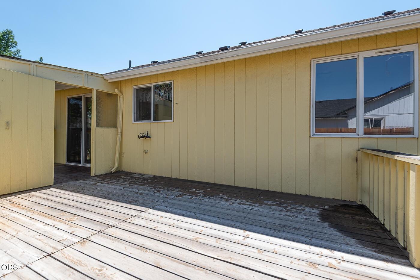 Photo of 2911 SW Reindeer Avenue 19 of 22