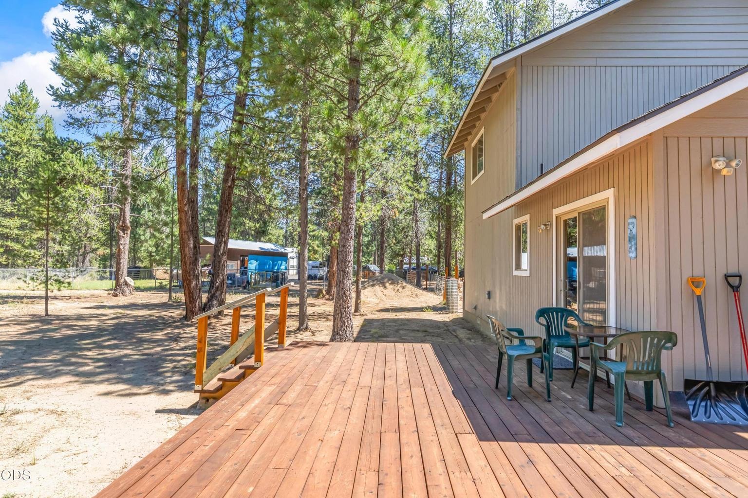 Photo of 16018 Park Drive 20 of 27