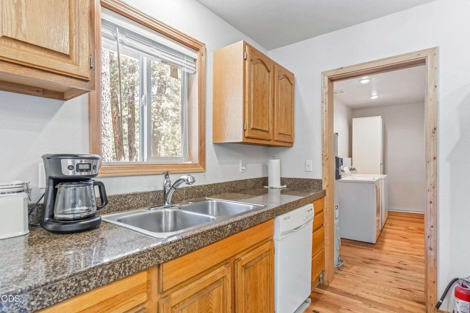 Photo of 16018 Park Drive 9 of 27