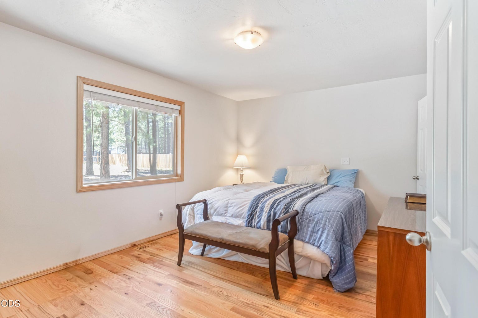 Photo of 16018 Park Drive 11 of 27