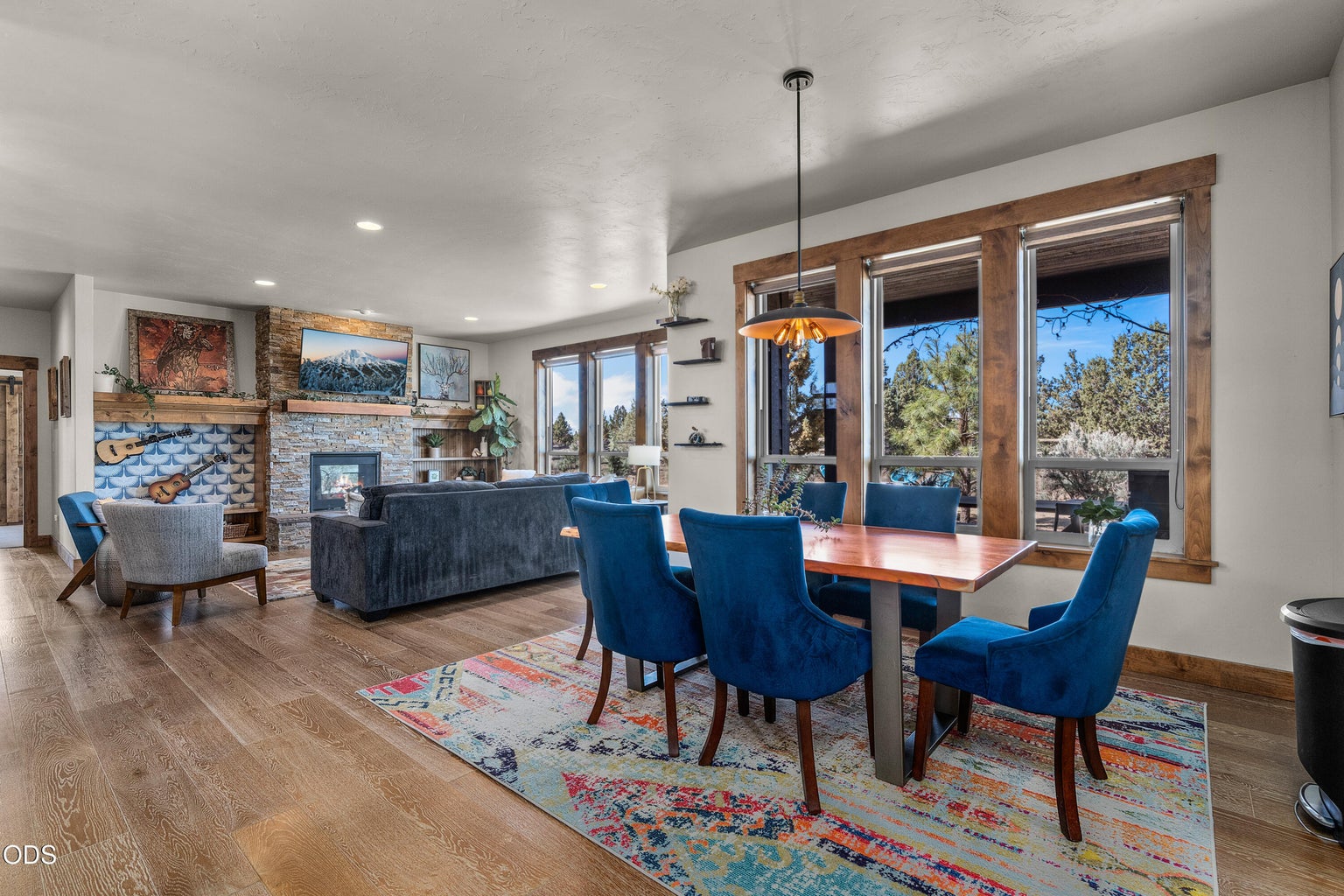 Photo of 17207 SW Chaparral Drive 6 of 26