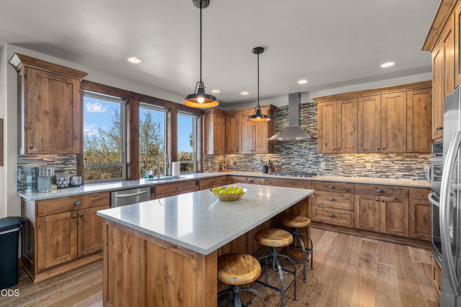 Photo of 17207 SW Chaparral Drive 7 of 26