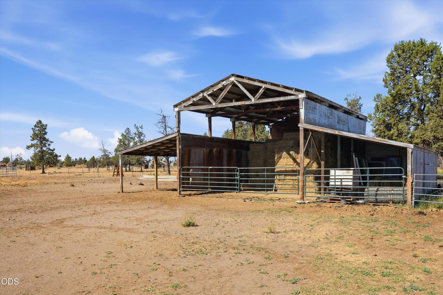 Photo of 4799 SW Williams Road 52 of 77