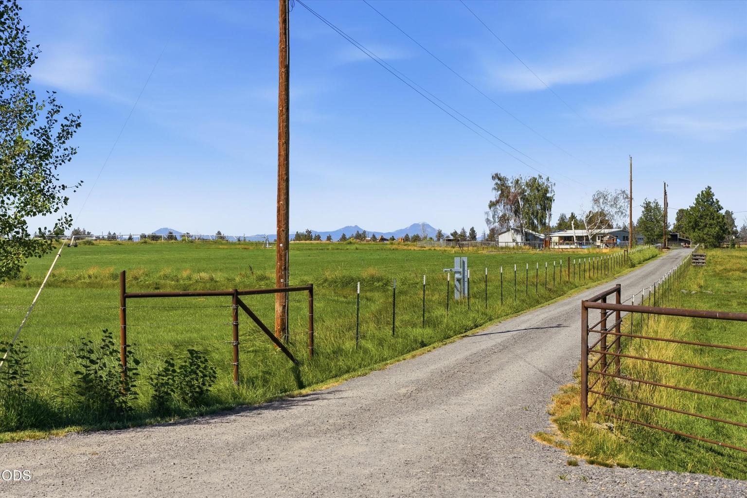 Photo of 4799 SW Williams Road 75 of 77