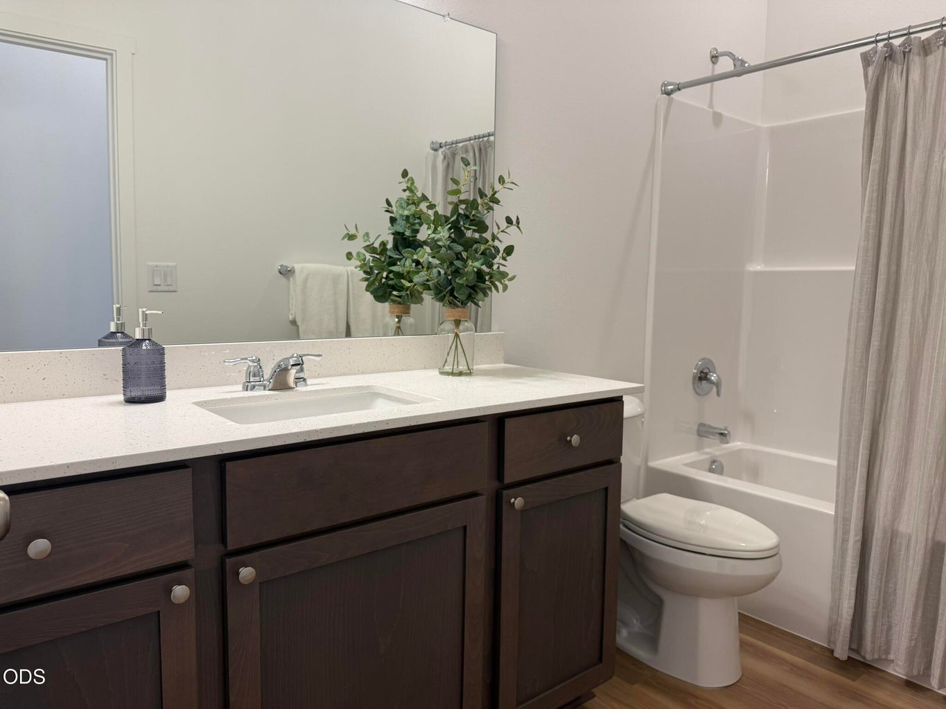 Photo of 651 NE Mitchell Street 22 of 27
