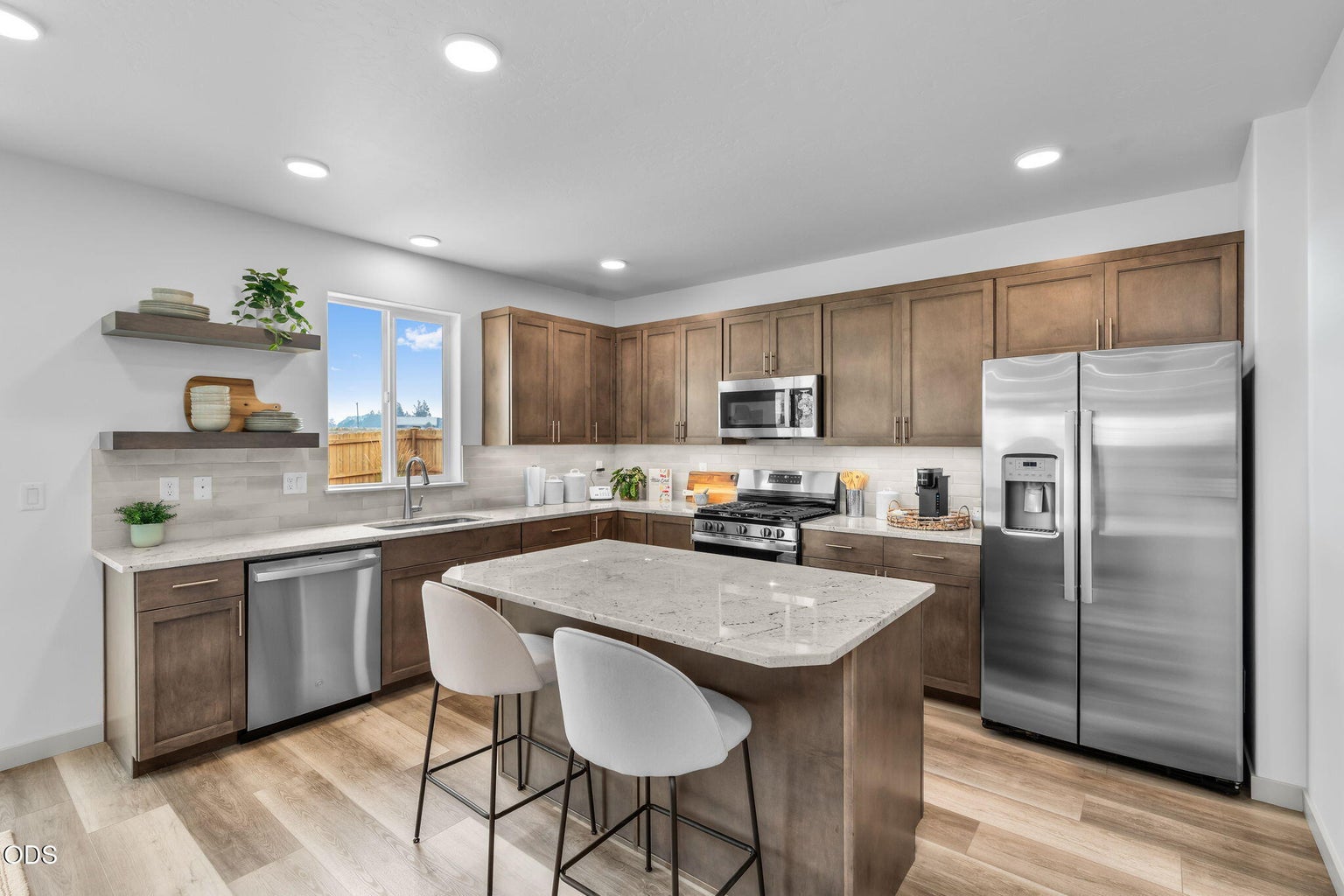 Photo of 3310 NW 8th Street 7 of 27