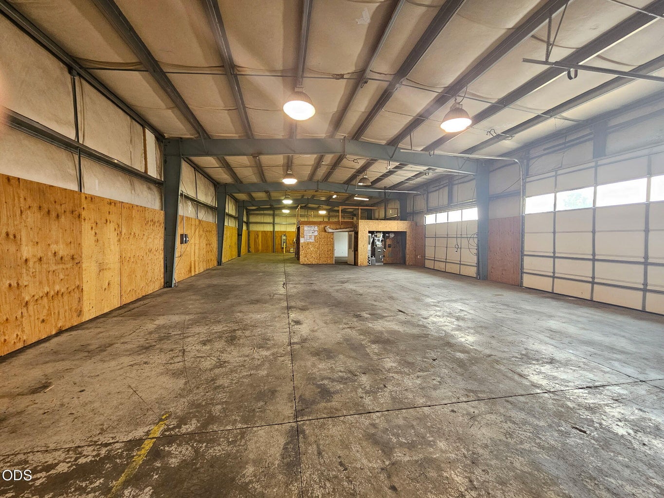 Photo of 2939 SW High Desert Drive 9 of 10