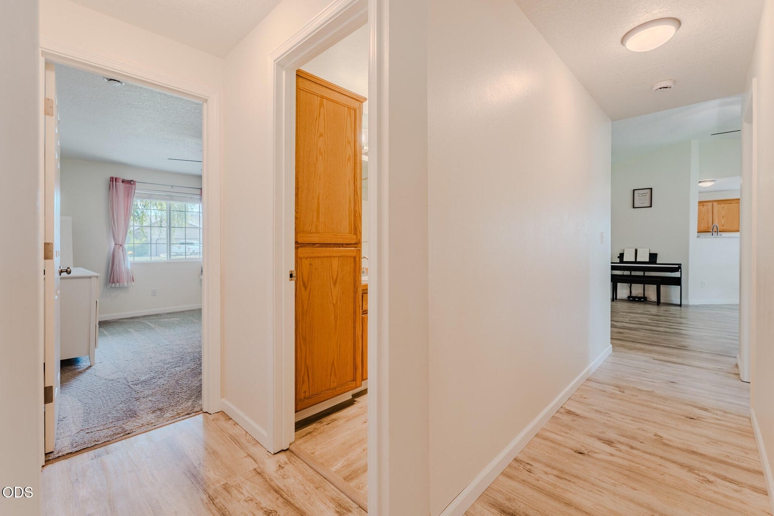 Photo of 2635 NE Yellowpine Road 27 of 48