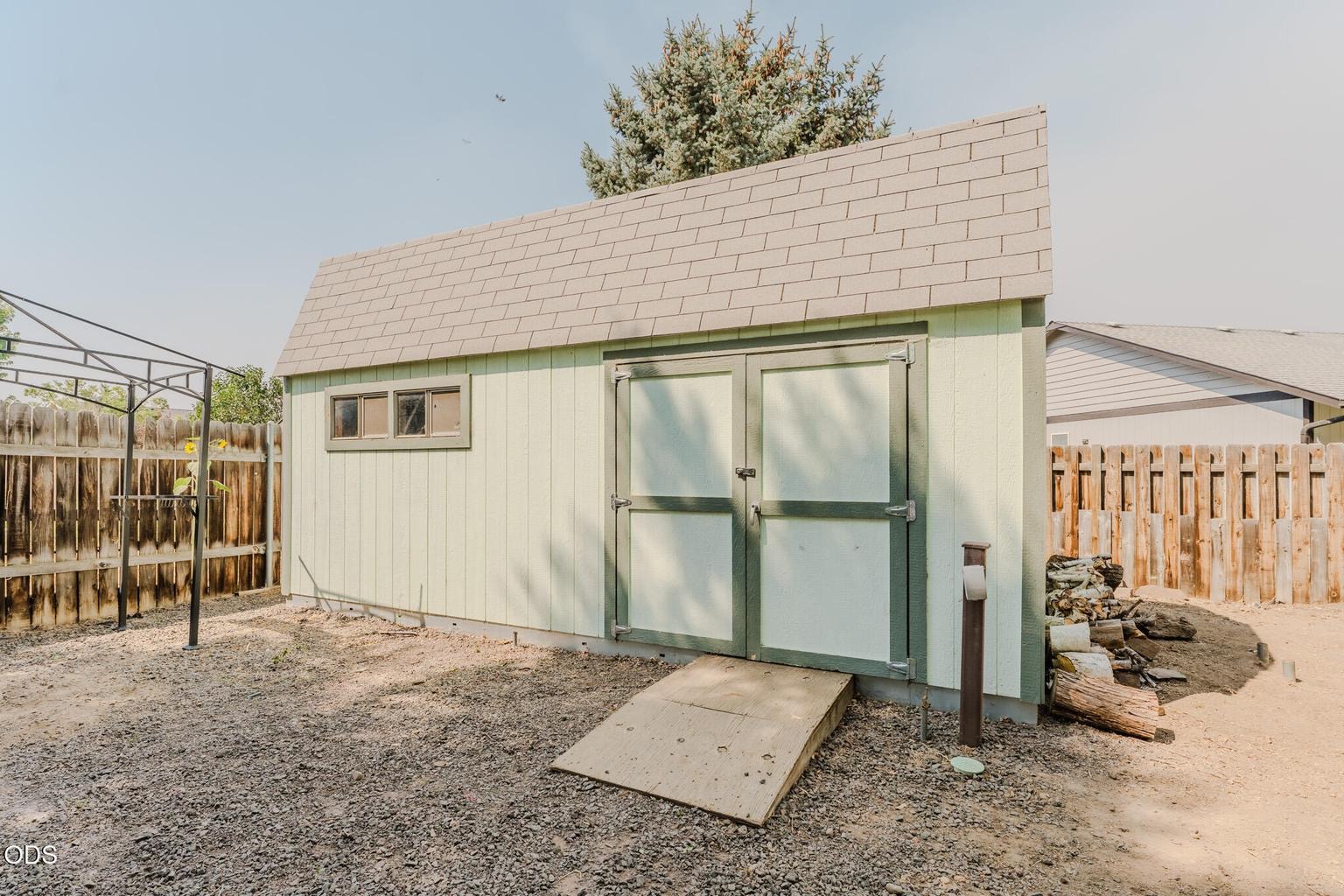 Photo of 2635 NE Yellowpine Road 35 of 48