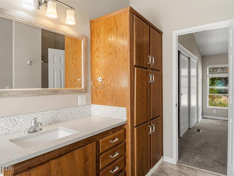 Photo of 53160 Bridge Drive 33 of 51