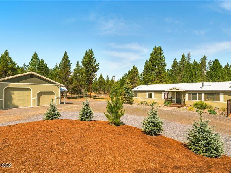 Photo of 53160 Bridge Drive 6 of 51