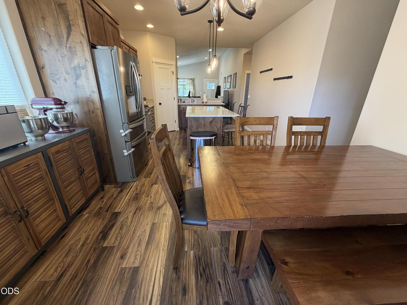 Photo of 2955 NW Hemlock Lane 22 of 33