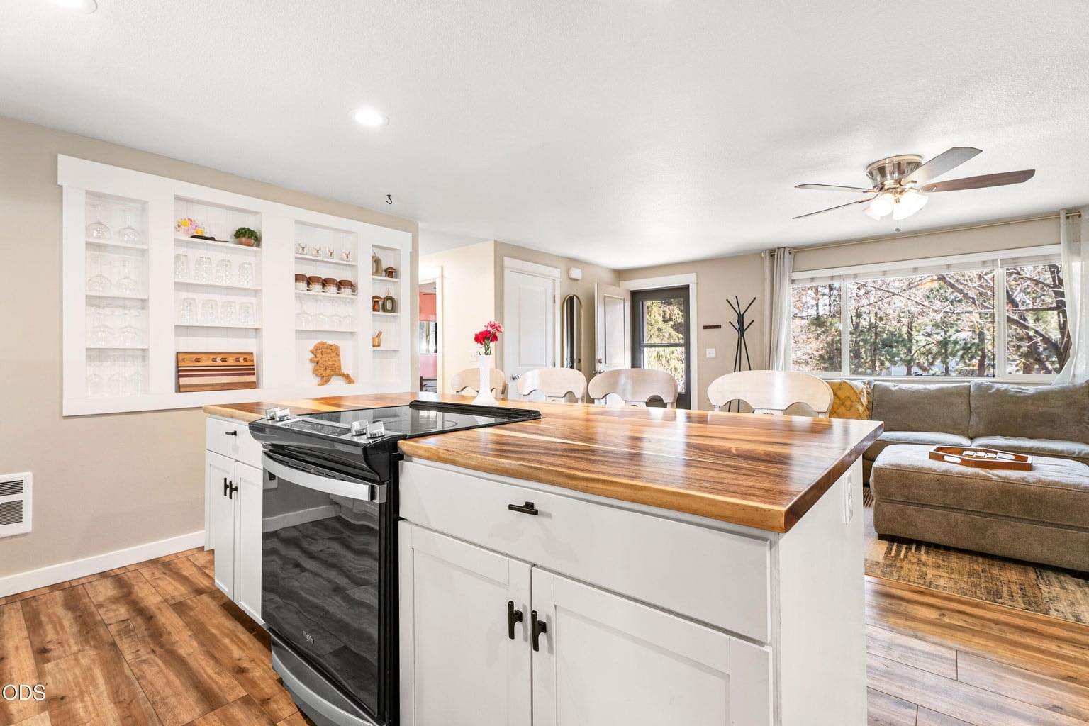 Photo of 63385 Omer Drive 12 of 39