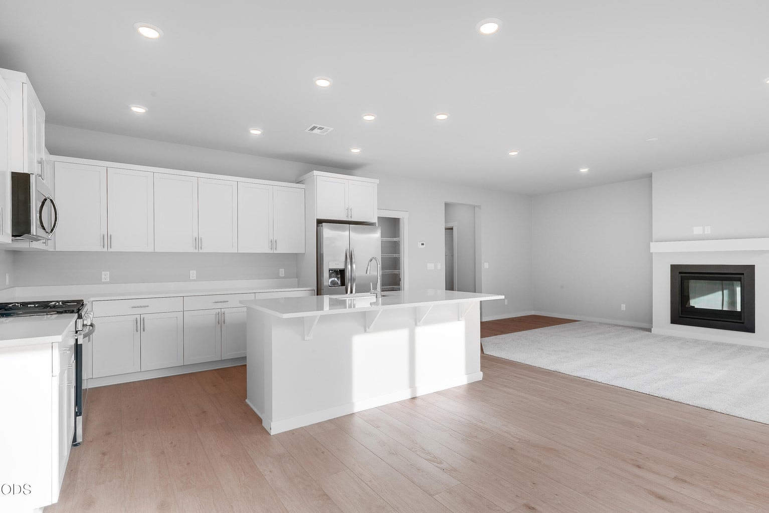 Photo of 20667 Town Dr 23 of 29