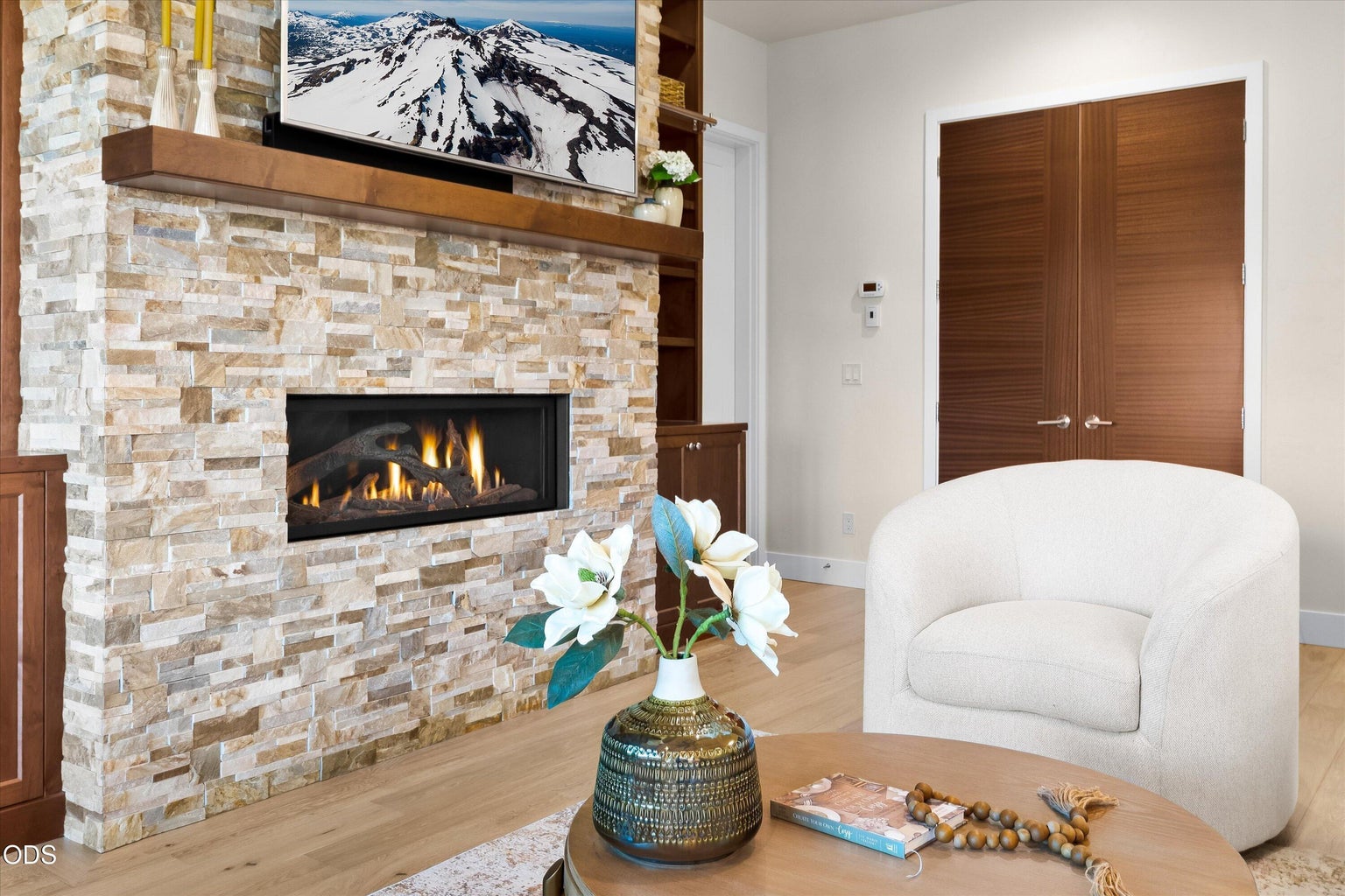Photo of 61649 Hosmer Lake Drive 11 of 83