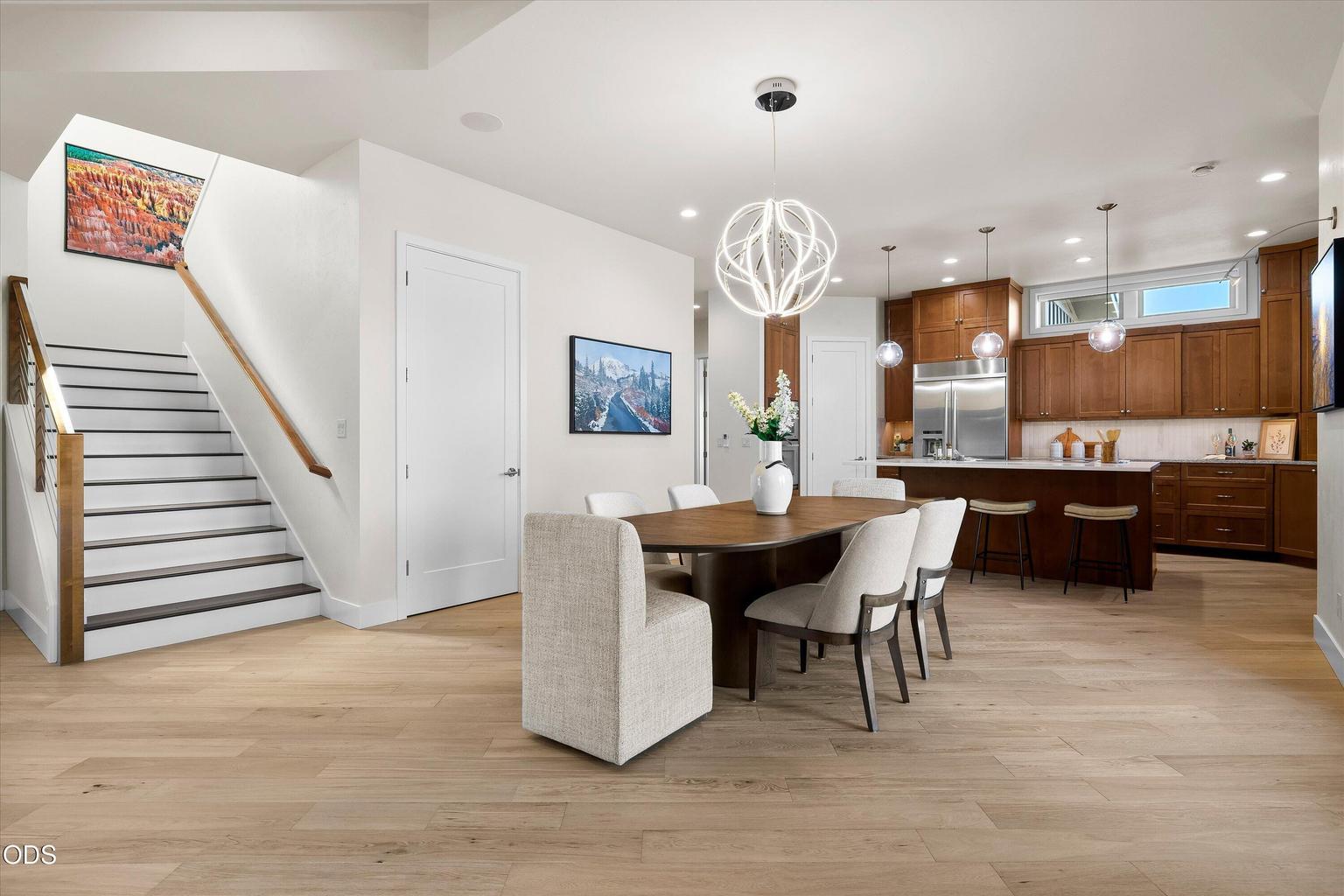 Photo of 61649 Hosmer Lake Drive 31 of 83