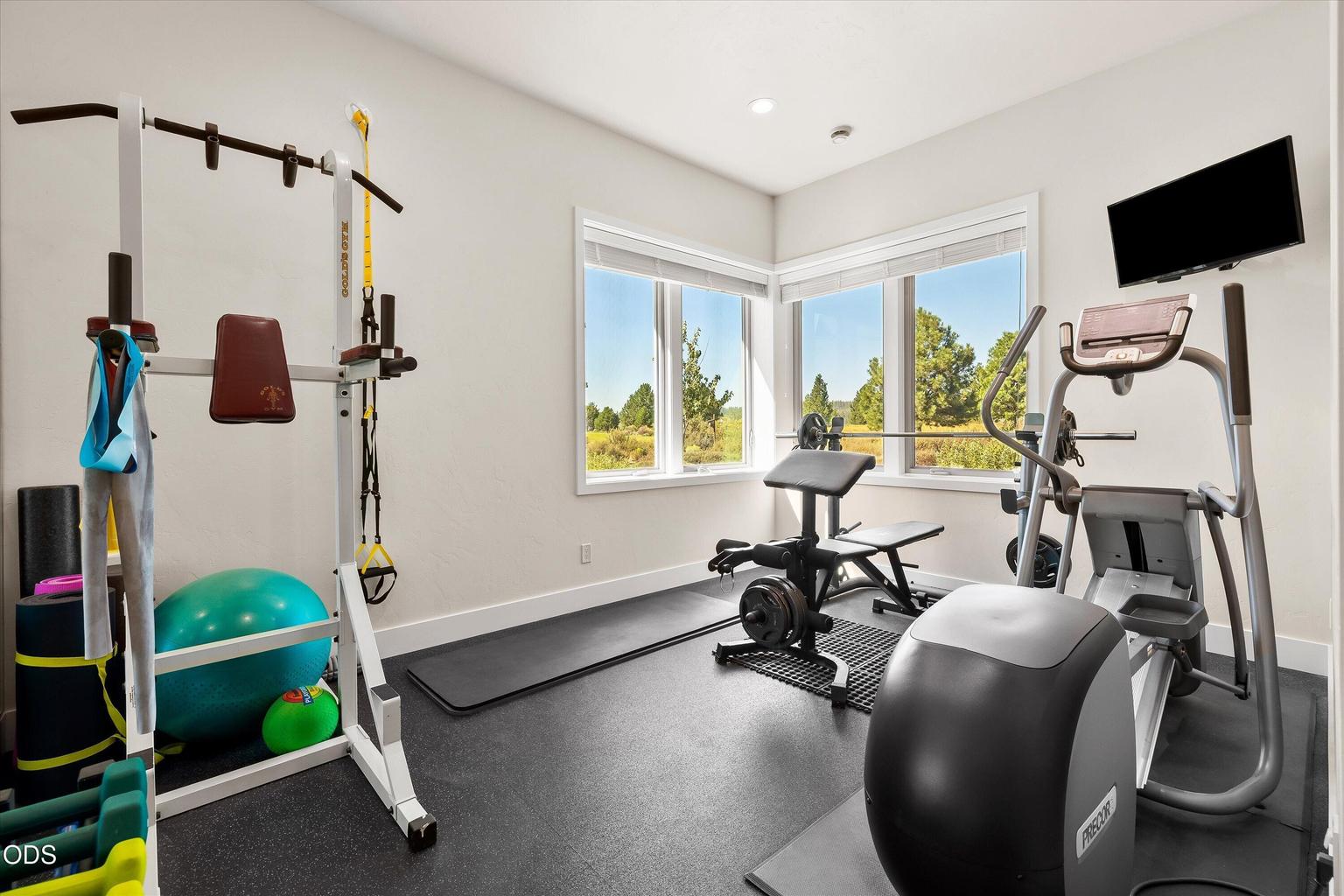 Photo of 61649 Hosmer Lake Drive 40 of 83