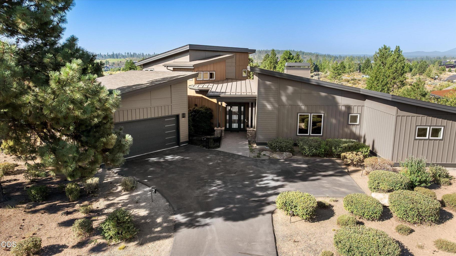 Photo of 61649 Hosmer Lake Drive 64 of 83