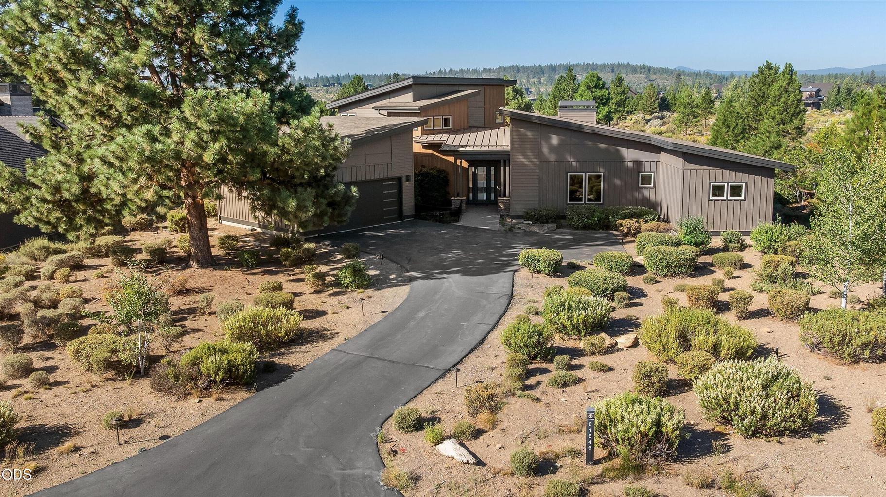 Photo of 61649 Hosmer Lake Drive 66 of 83