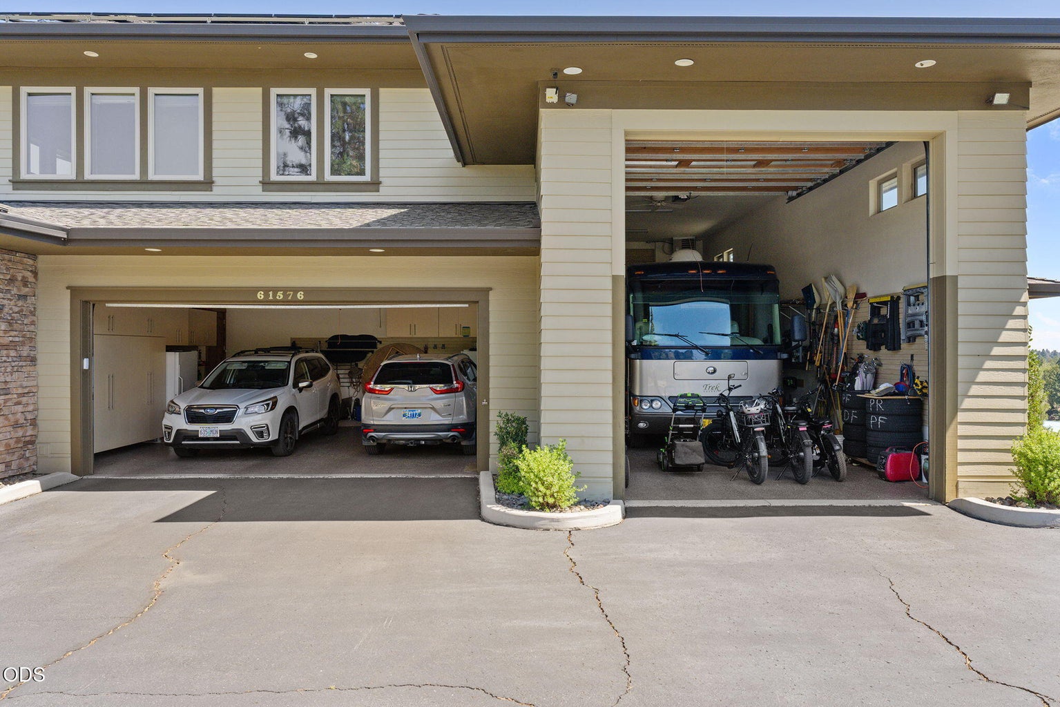 Garage with room for RV/Sprinter Van Parking