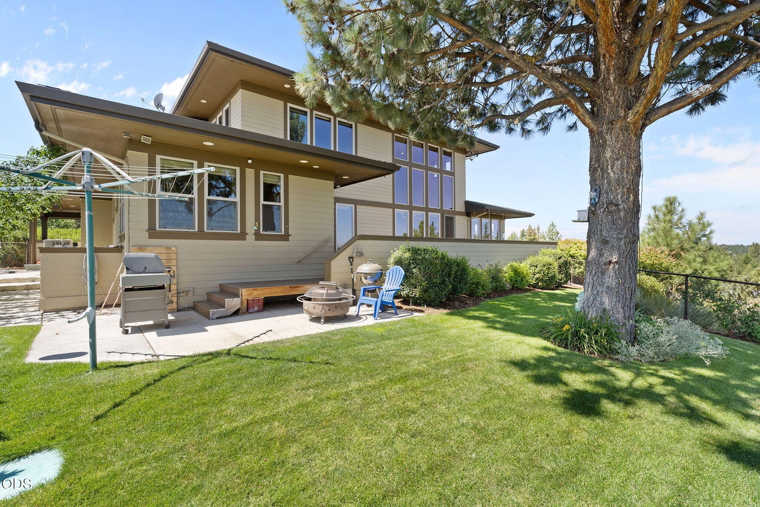 Photo of 61576 SW Longview Street 58 of 75