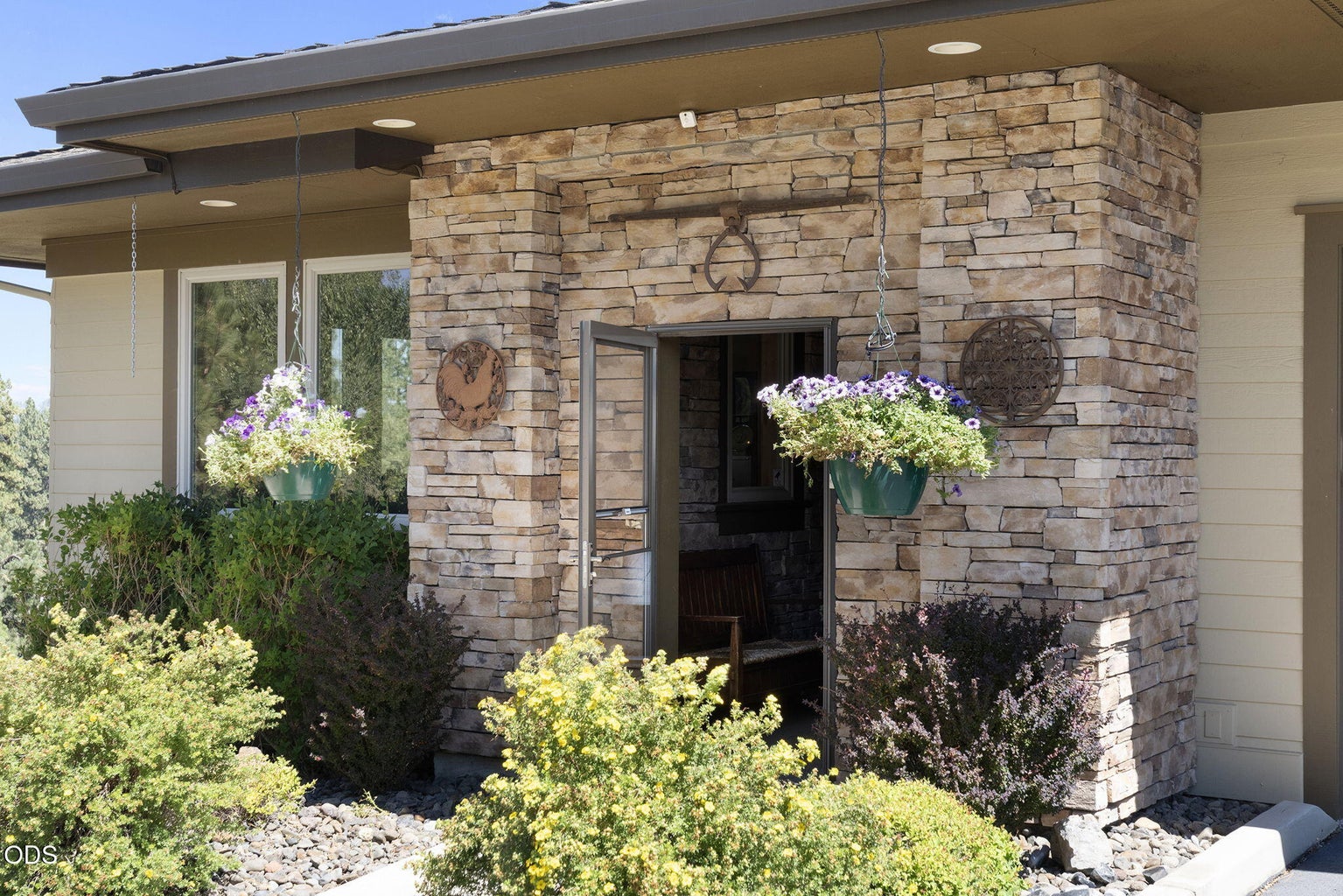 Front entryway