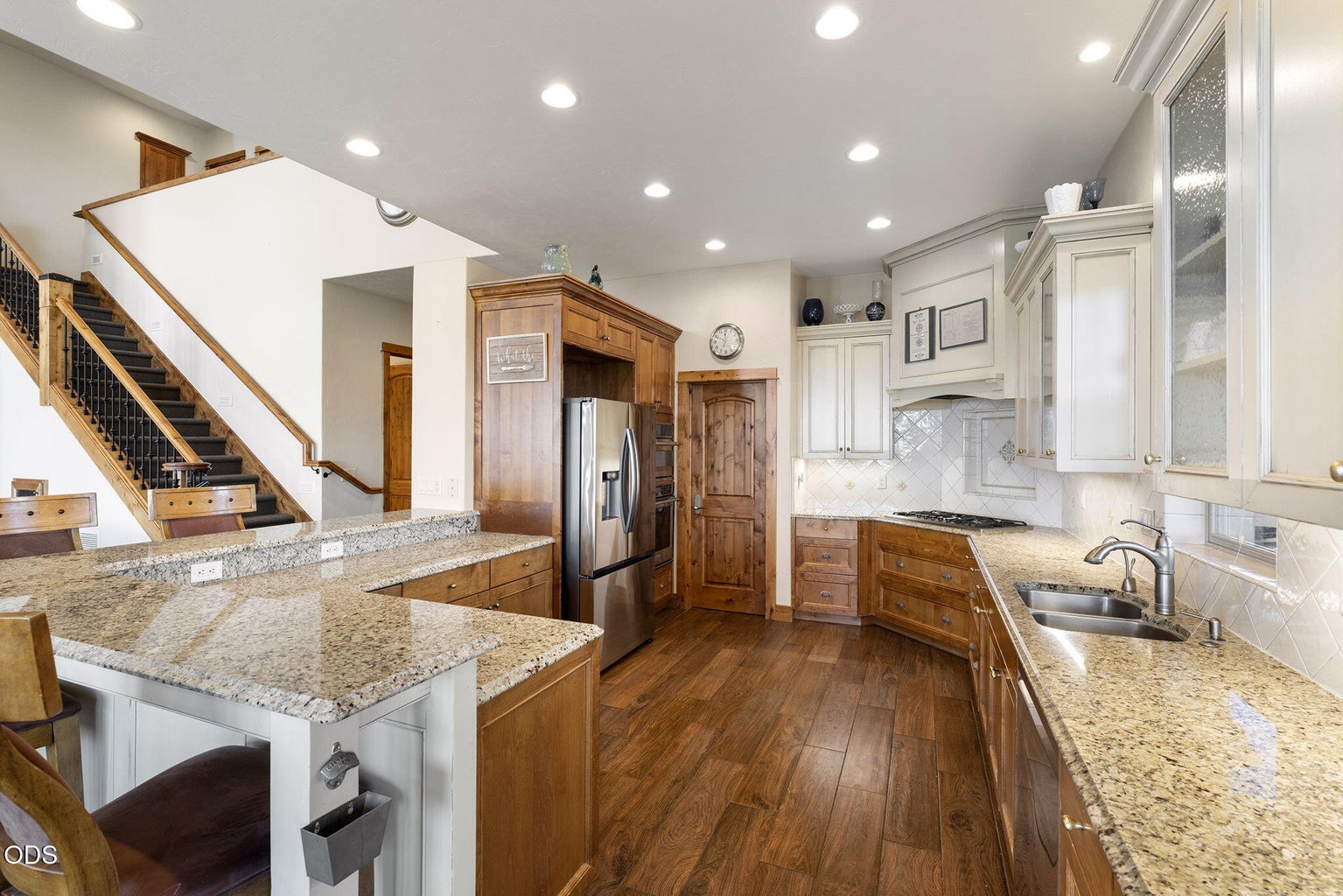 Kitchen with Island