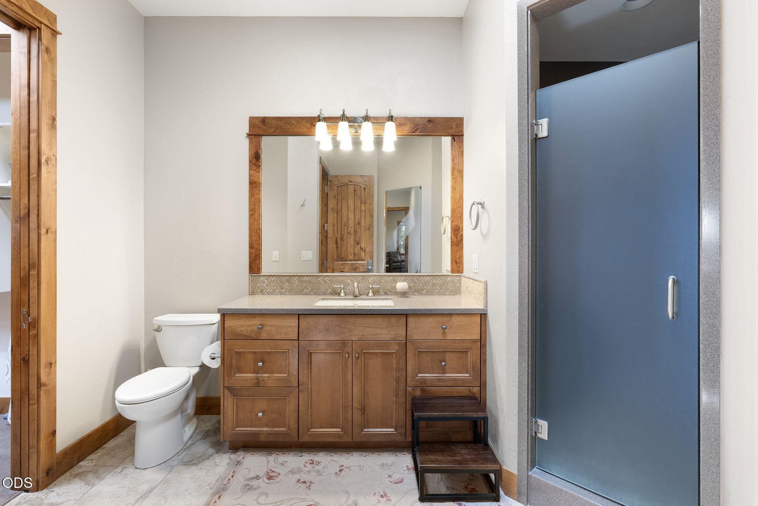 Guest Bedroom #2 Bathroom