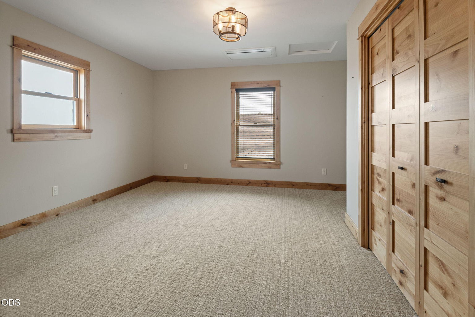 Photo of 2918 NW Century 36 of 62