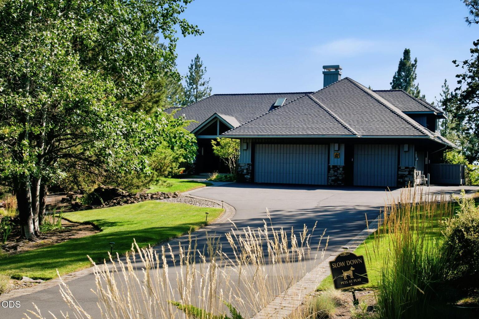 Photo of 1187 NW Promontory Drive 34 of 39