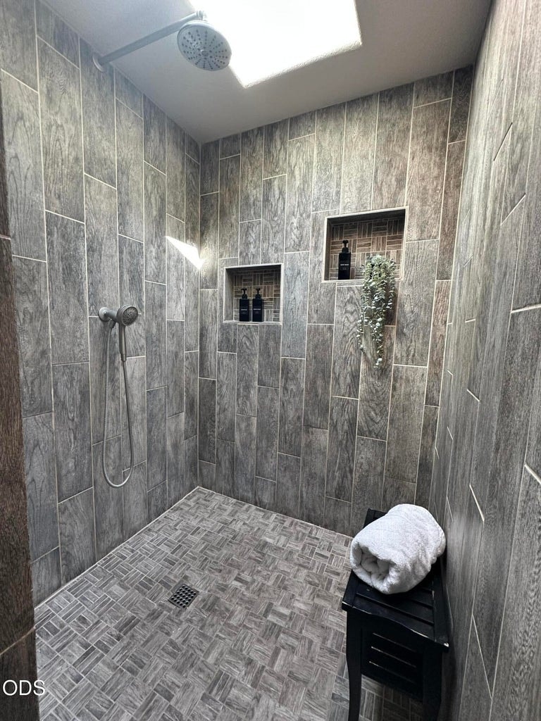 Photo of 764 NW 19th Place 23 of 31