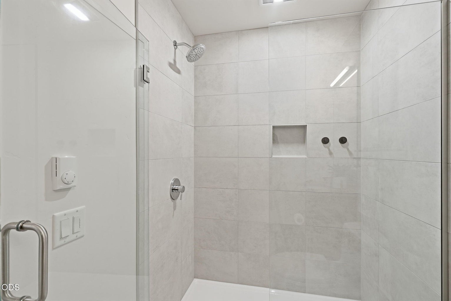 Photo of 632 N Sisters Woodlands Way 32 of 49