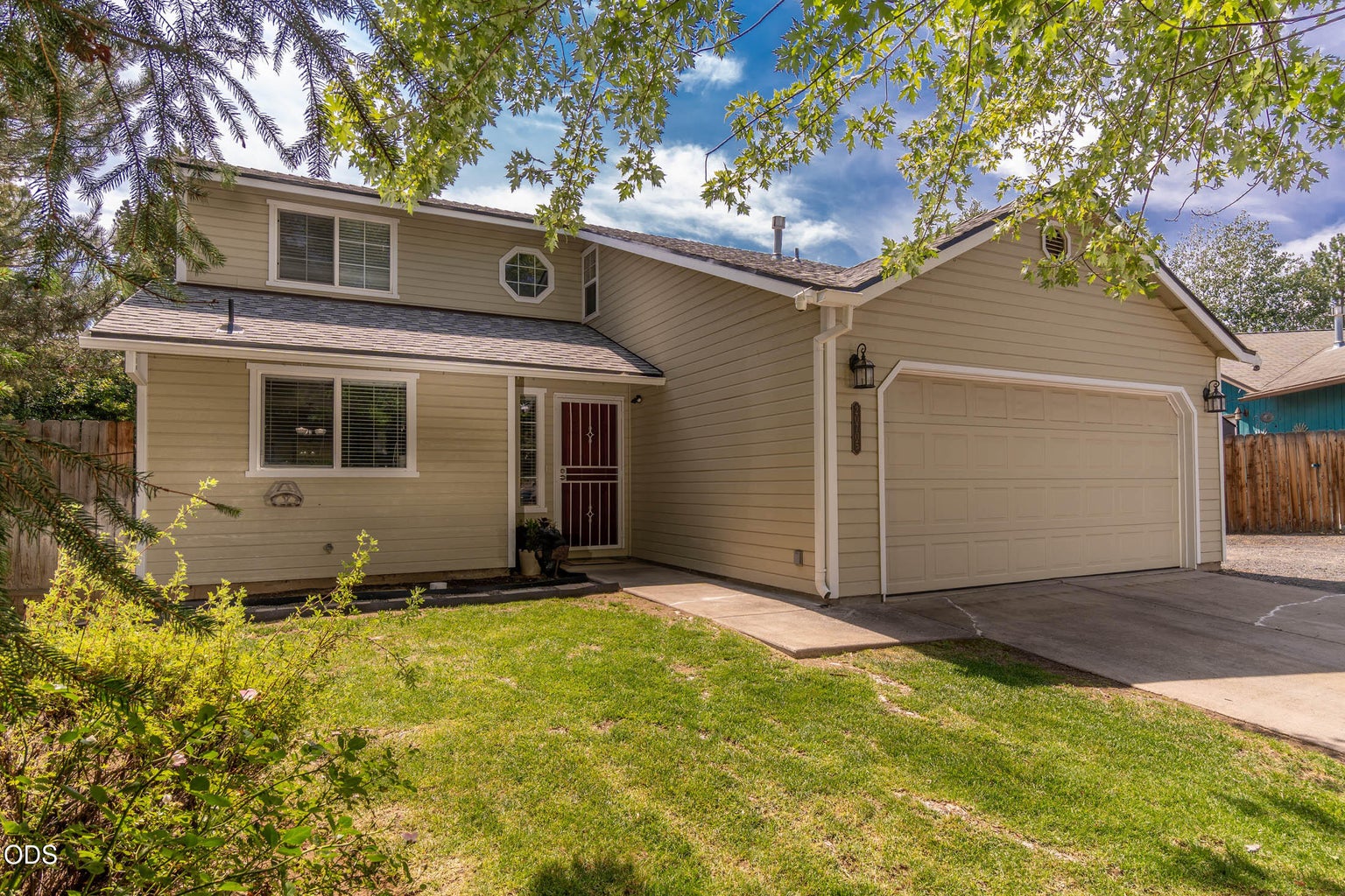 Don't miss this 2-story beauty situated on the North edge of town close to everything, with the perfect handy location. Call your broker now to make this your own.