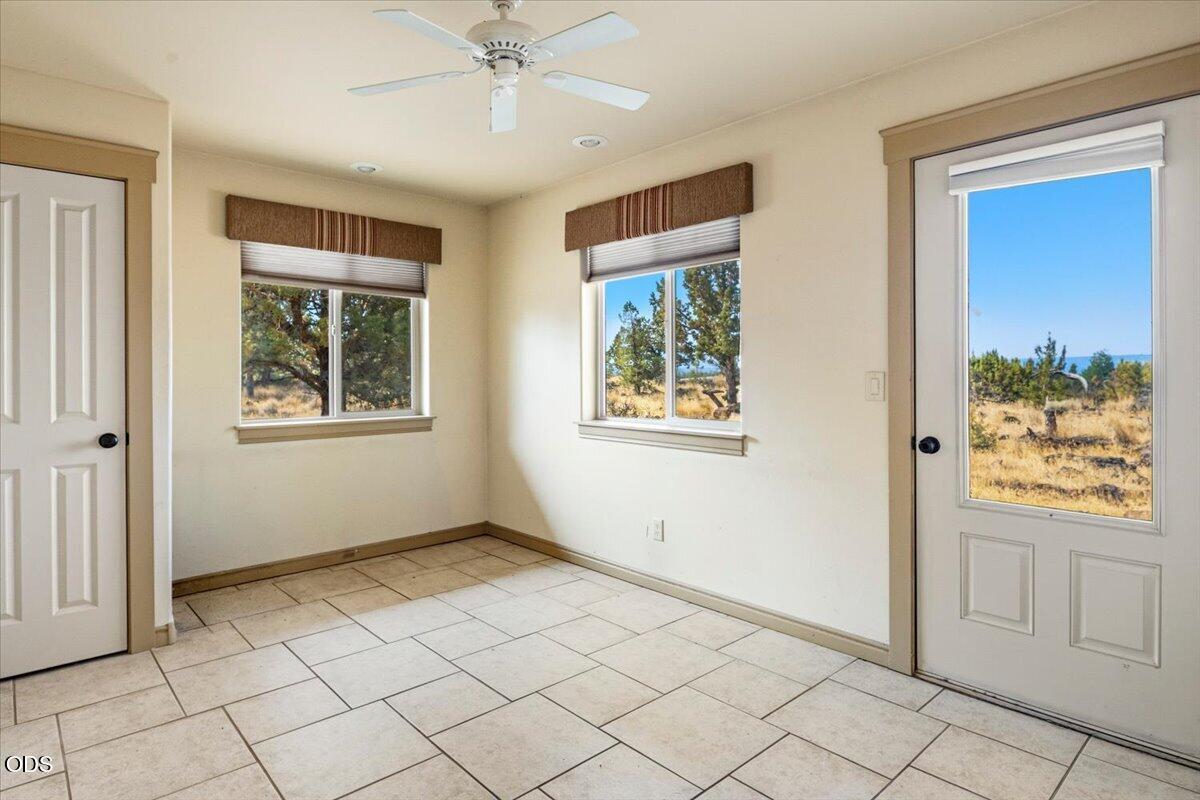 Photo of 5851 NW 61st Street 22 of 62