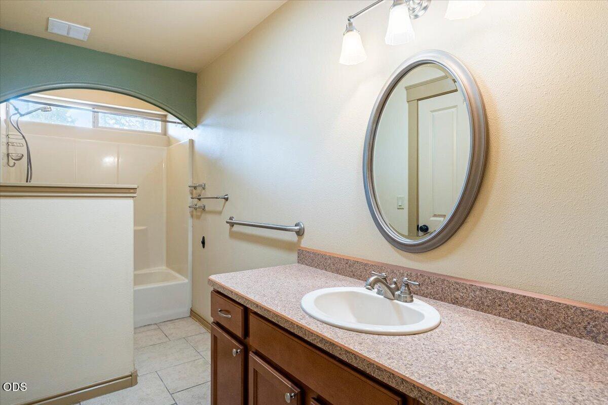 Photo of 5851 NW 61st Street 40 of 62