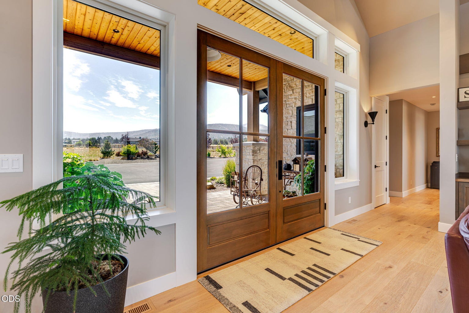 Beautiful entry door with transom windows