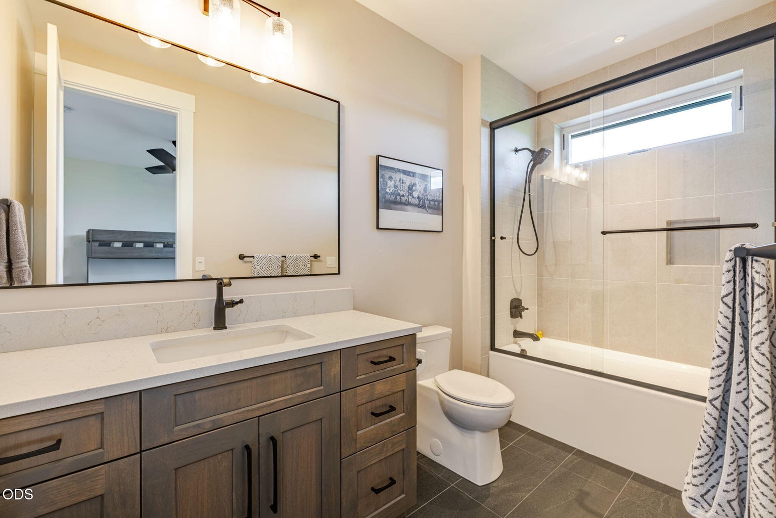Guest suite 2 bath