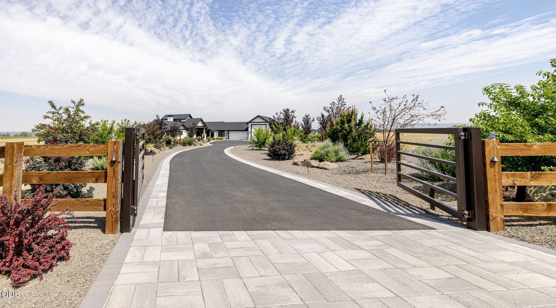 Gated Property with Paver surround drive.