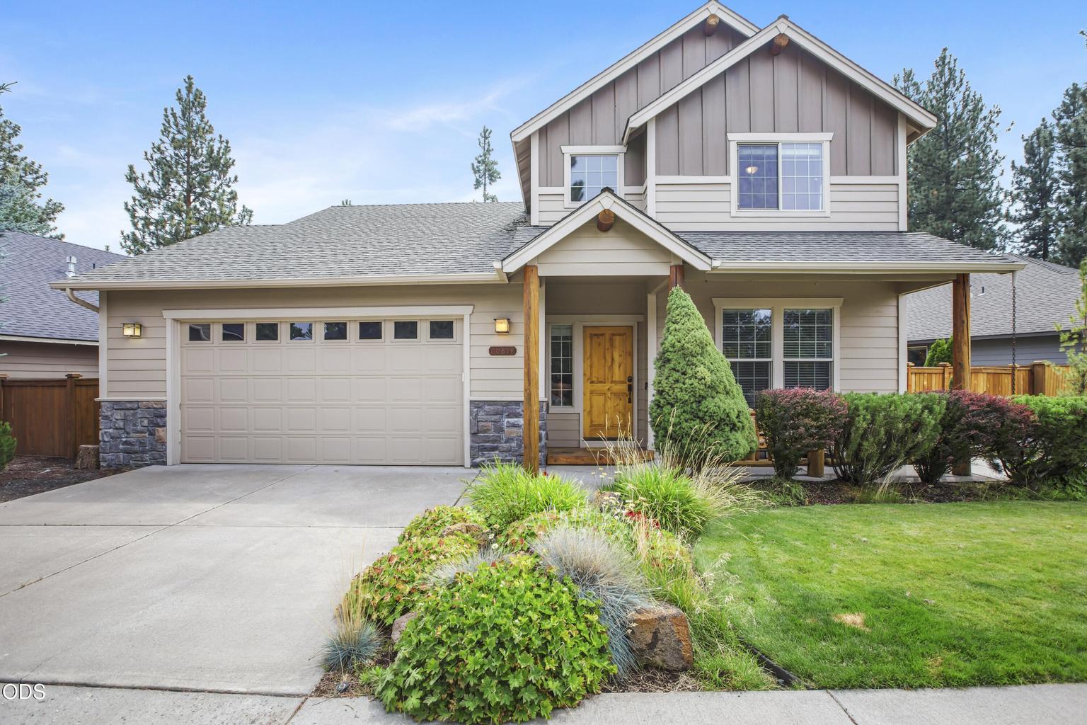 Photo of 60814 Sawtooth Mountain Lane 1 of 21