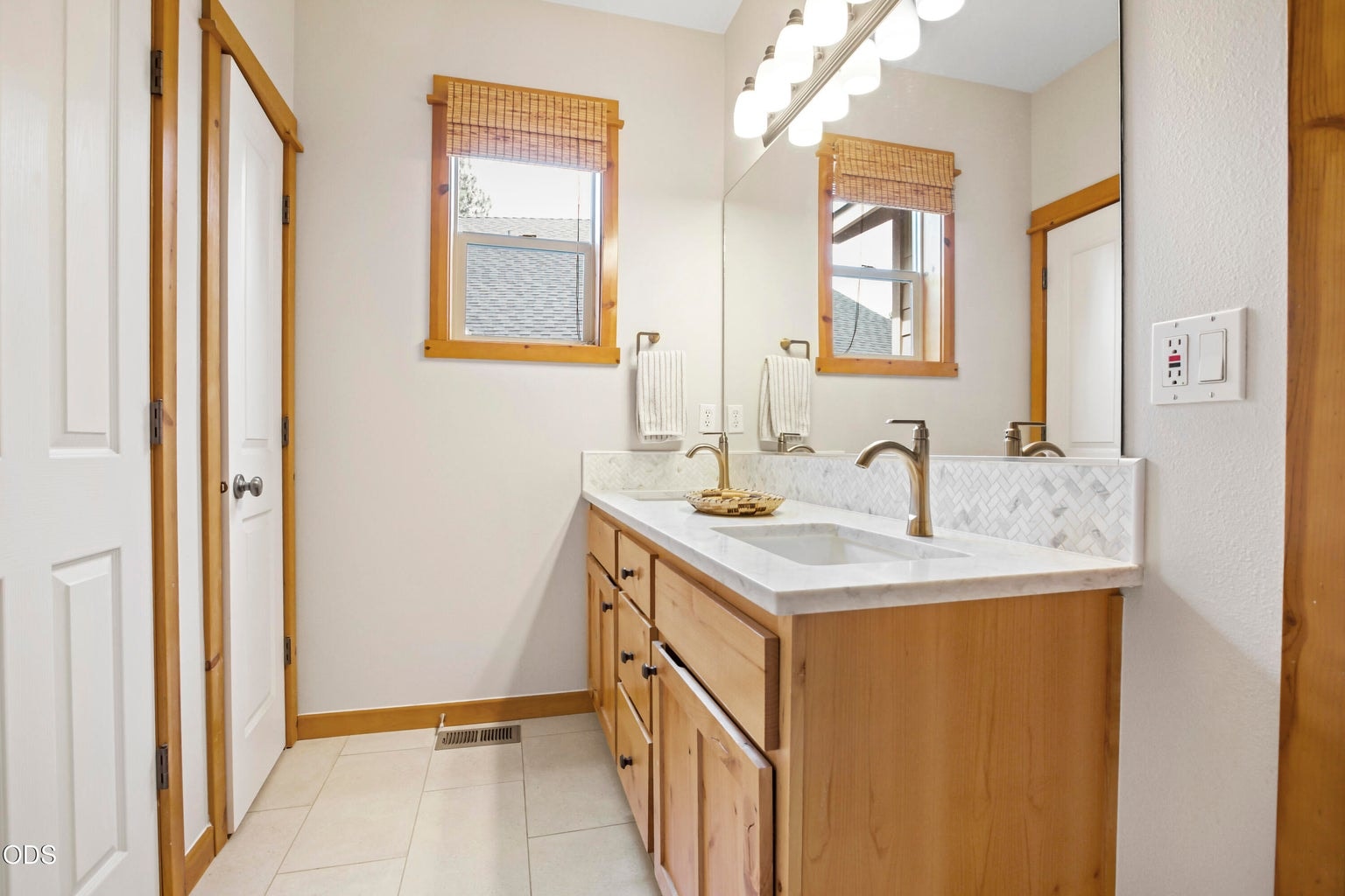 Photo of 60814 Sawtooth Mountain Lane 12 of 21