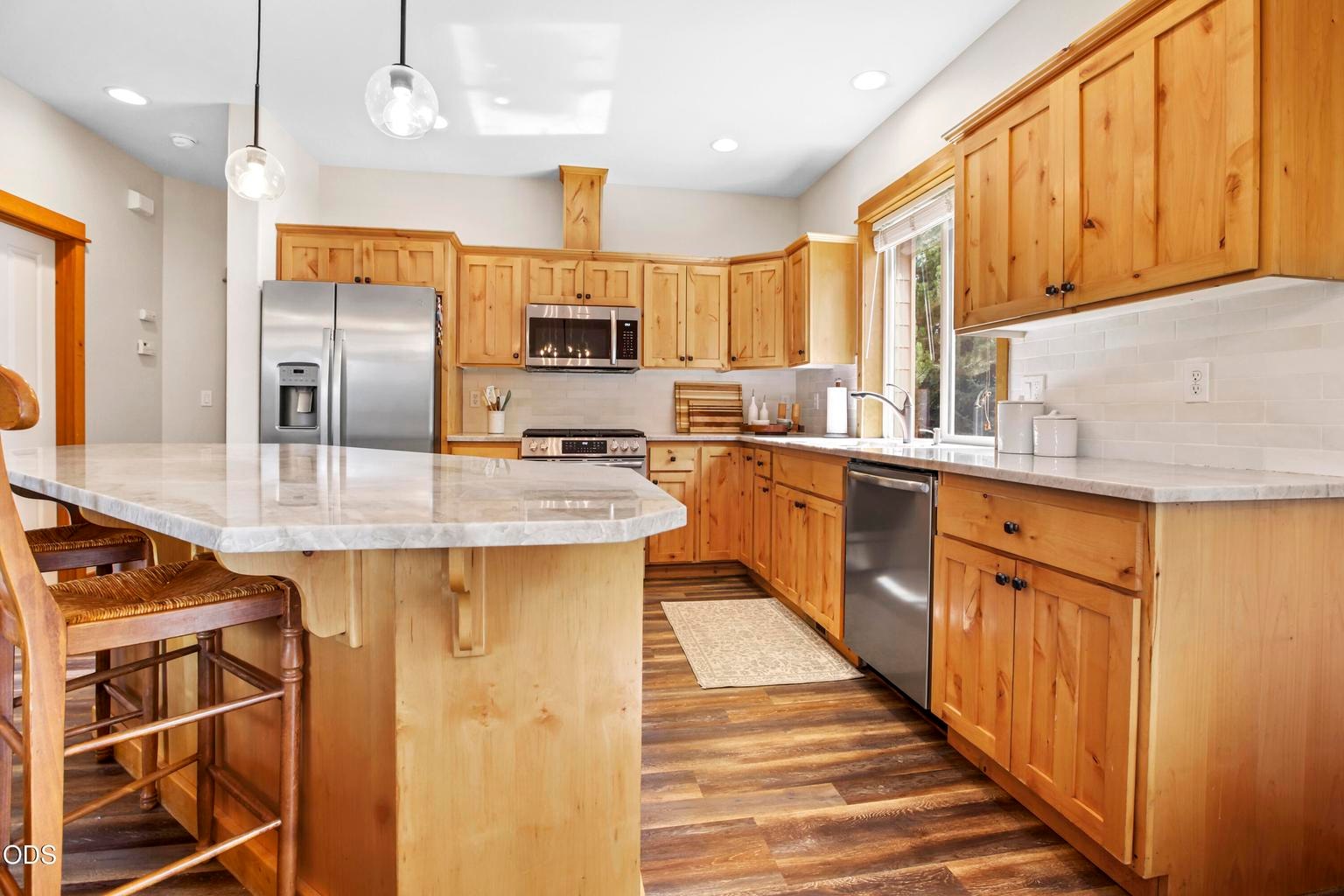 Photo of 60814 Sawtooth Mountain Lane 7 of 21