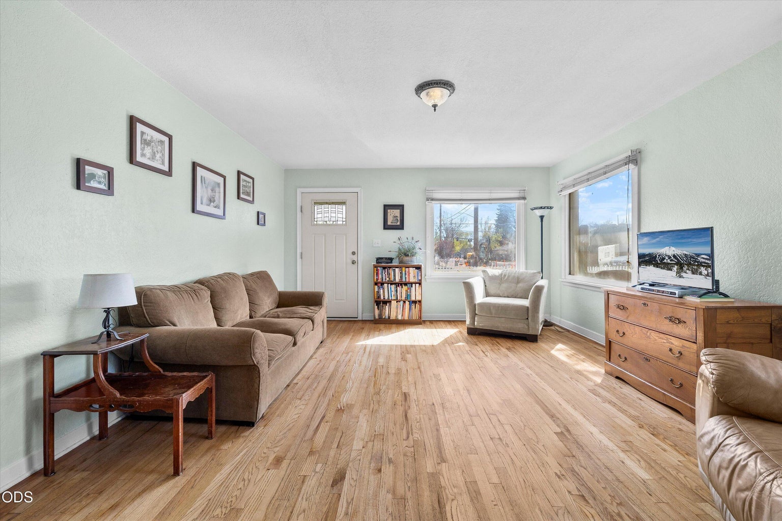 Photo of 655 SW 12th Street 6 of 26