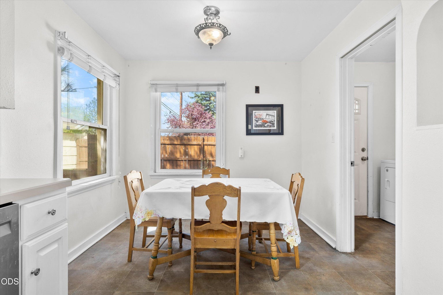 Photo of 655 SW 12th Street 12 of 26