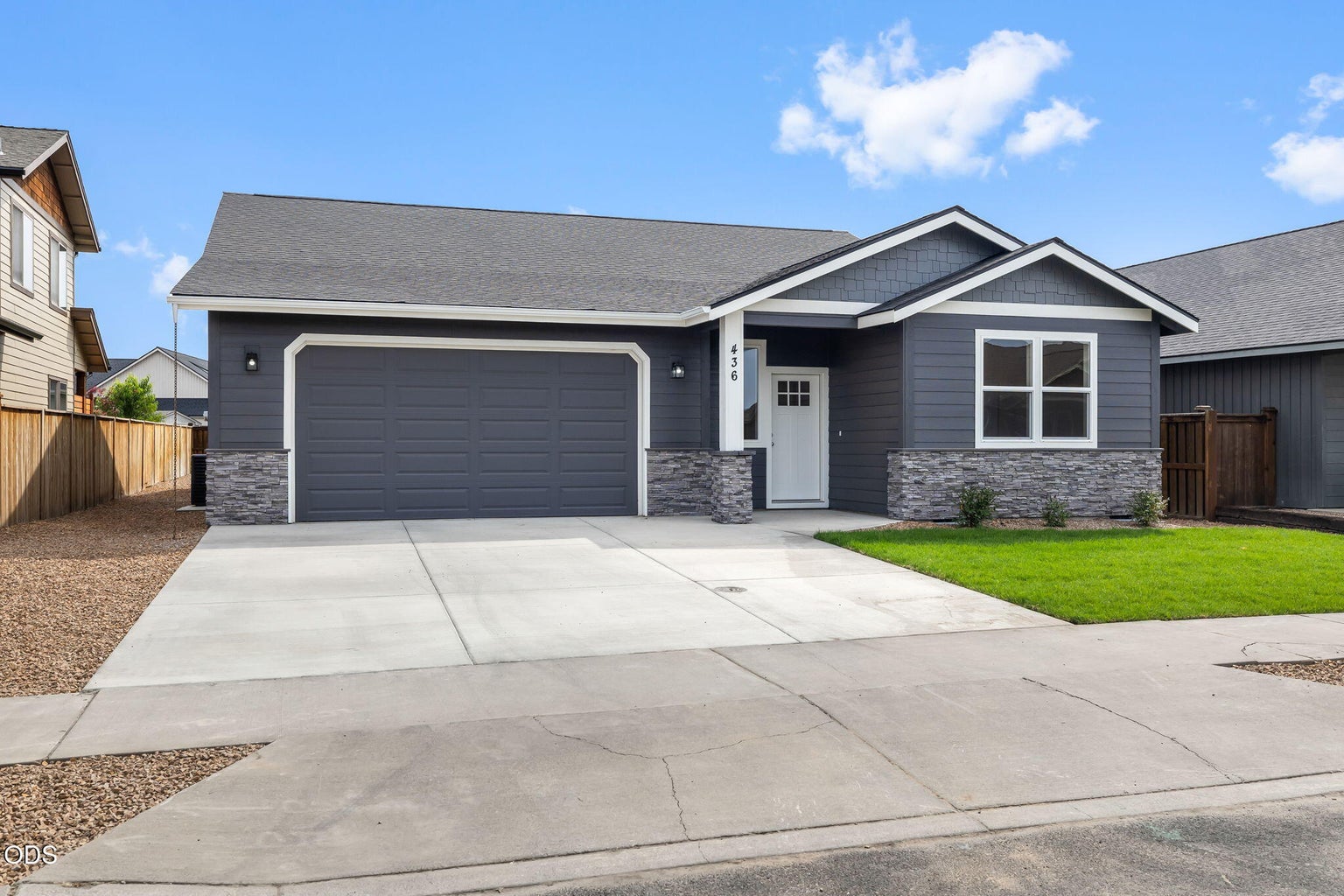 Photo of 436 SE Stearns Road 3 of 48