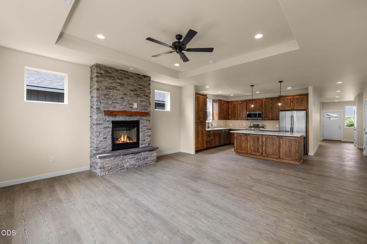 Photo of 436 SE Stearns Road 6 of 48