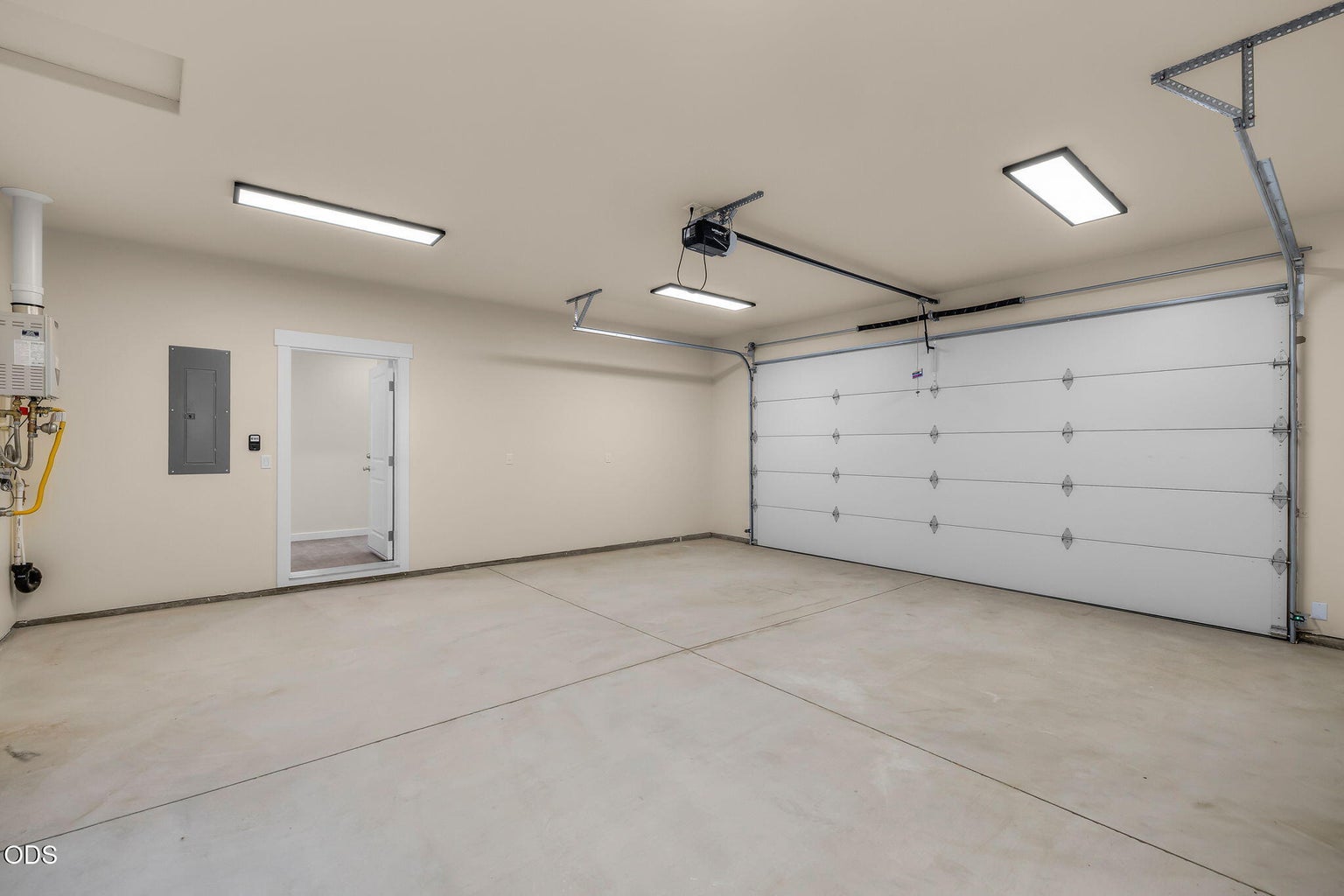 Photo of 436 SE Stearns Road 30 of 48