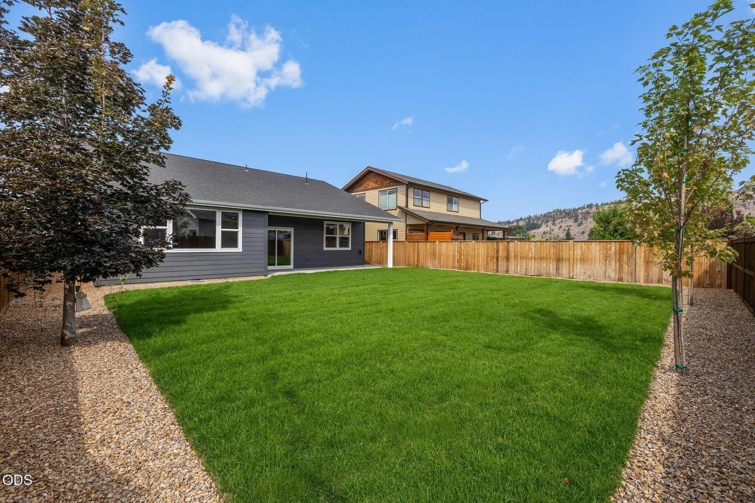 Photo of 436 SE Stearns Road 34 of 48